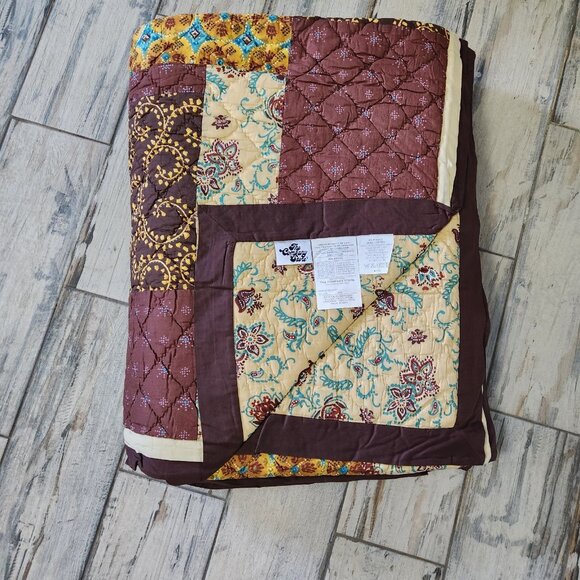 Quilt The Company Store King 106 X 102 Cream Floral Blue Brown Yellow NWOT - Picture 1 of 8